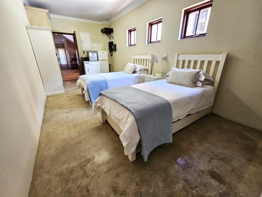 5 Bedroom Property for Sale in Estate D Afrique North West